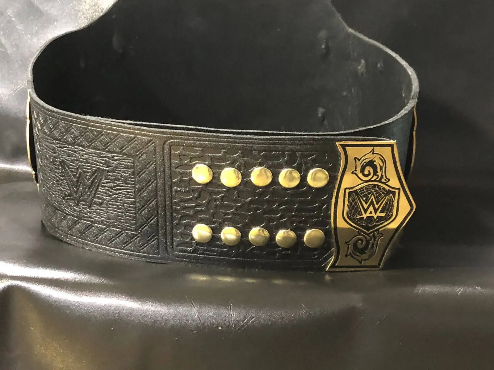 Leather champion belt