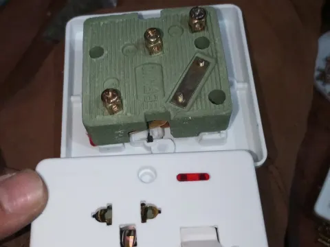 bakelite light plug 9 in 1