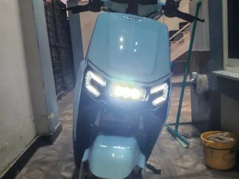 CMC SUPER PRO in 100/ percent new condition 60 kmh speed